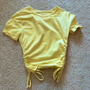 yellow, cropped t-shirt, Hollister, XS, cinched sides